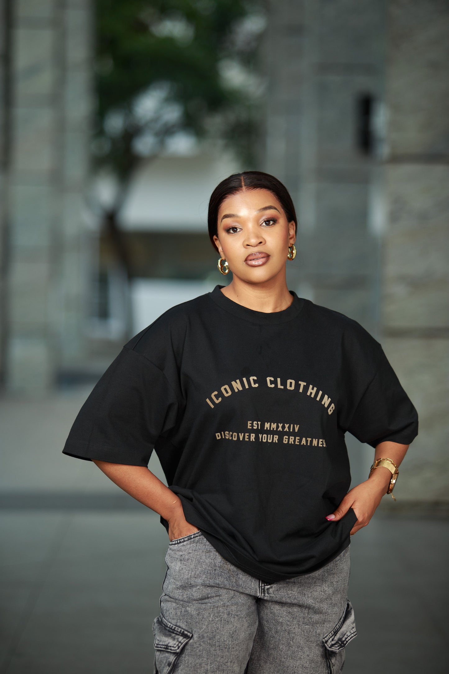 Iconic Curved Chest Print T-shirt